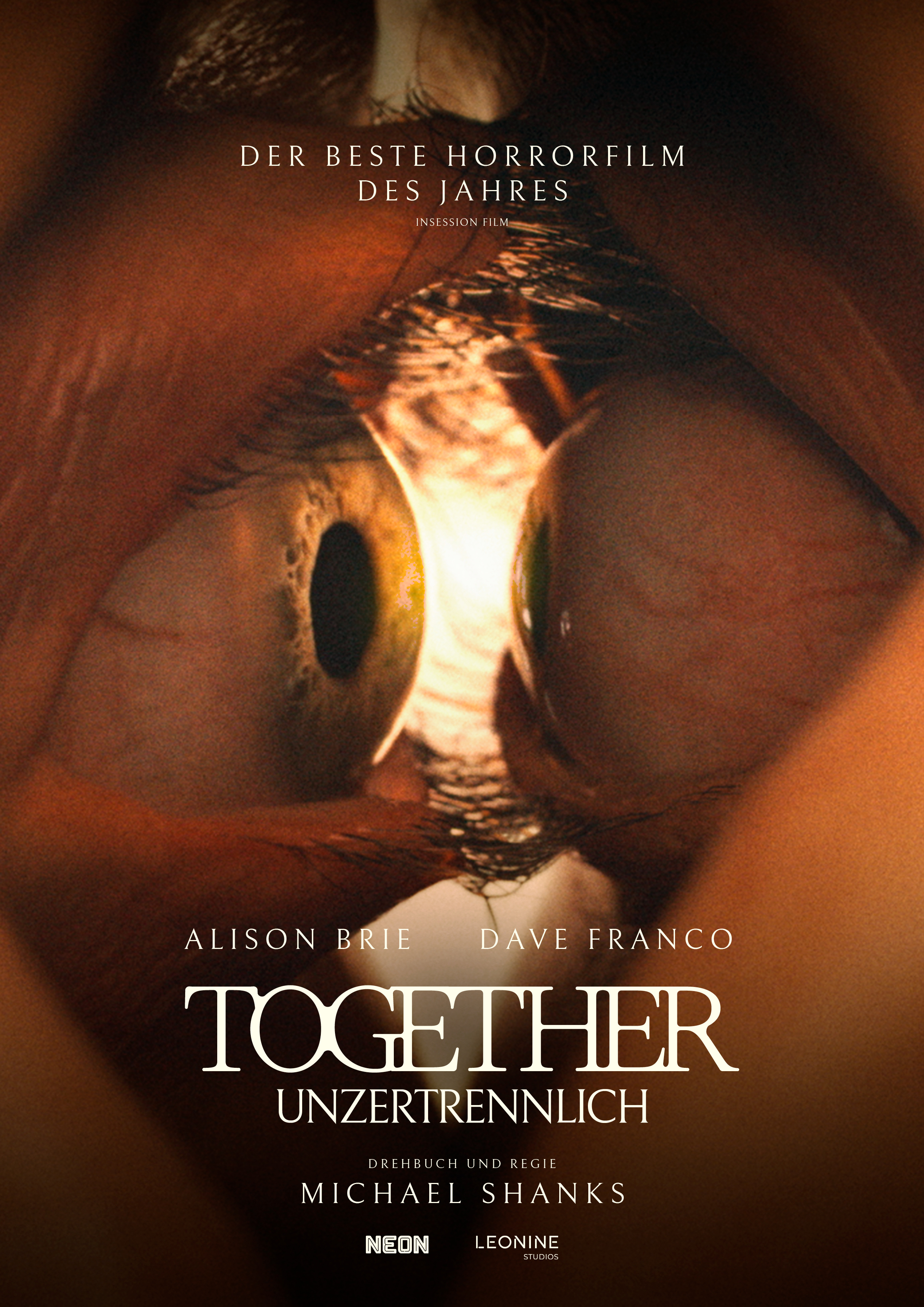 Filmplakat des Titels „TOGETHER - UNZERTRENNLICH”
