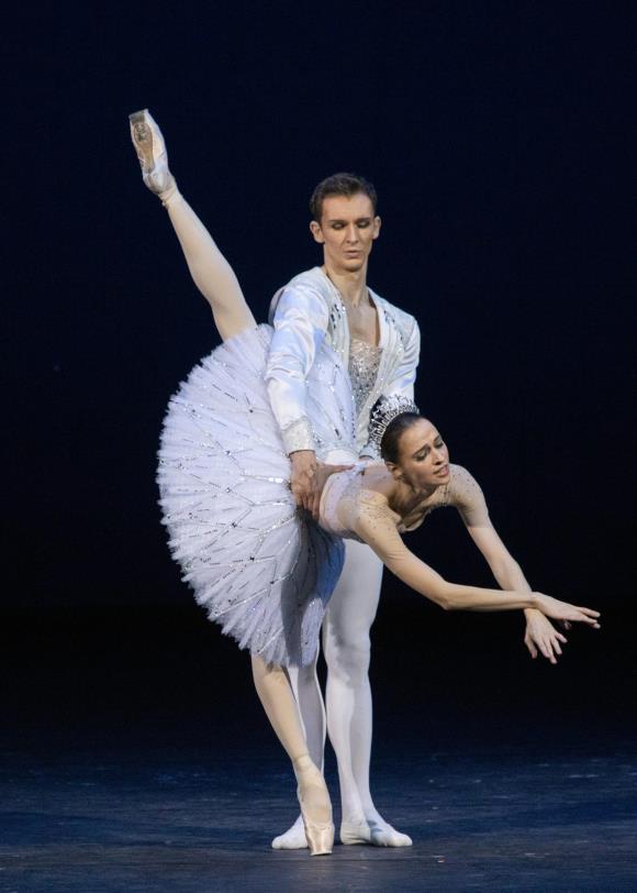 Bolschoi Ballett: Jewels (live)