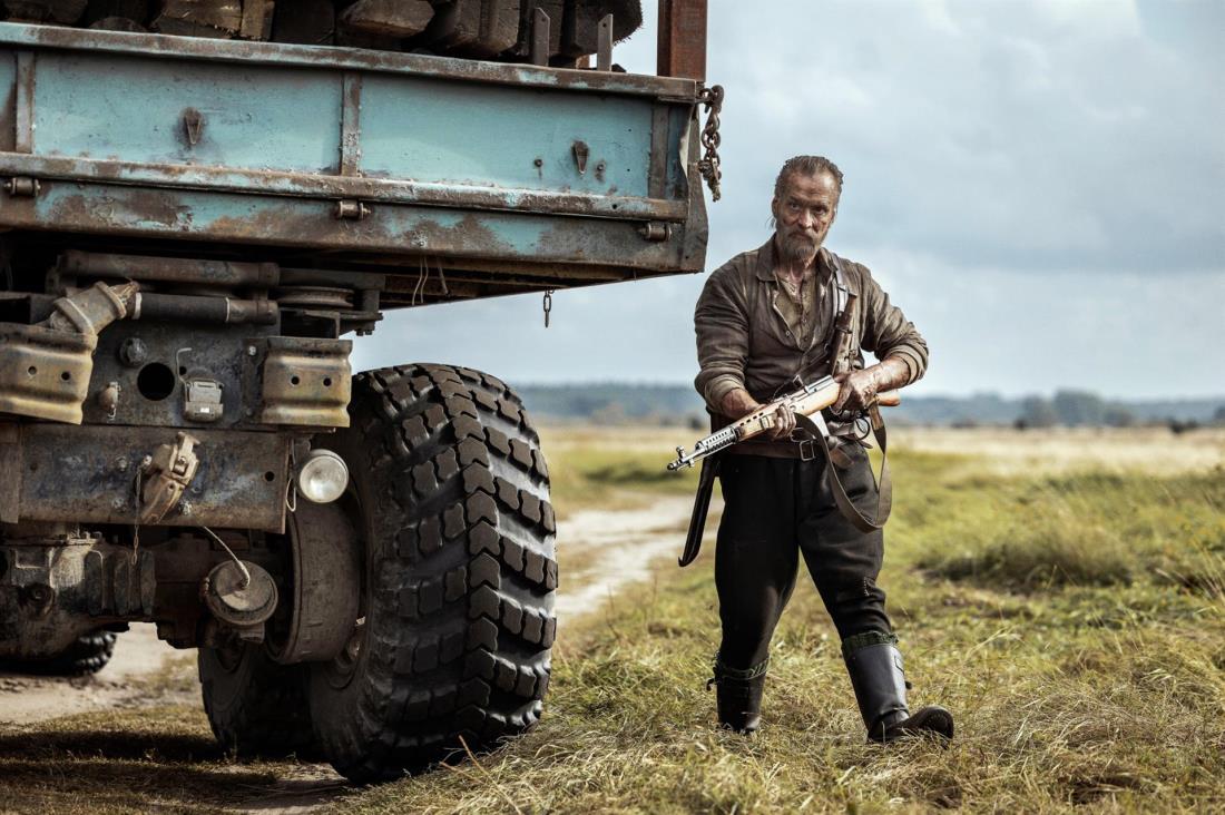 Szene aus dem Film „SISU: ROAD TO REVENGE”