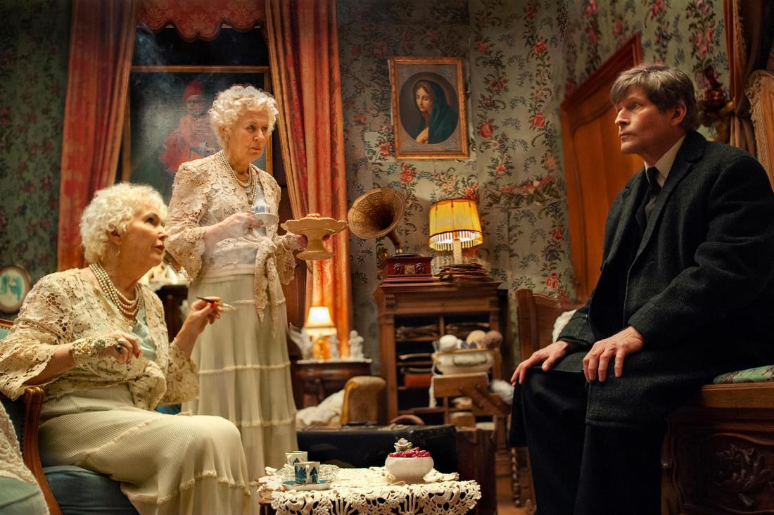 Szene aus dem Film „WILLKOMMEN UM ZU BLEIBEN”