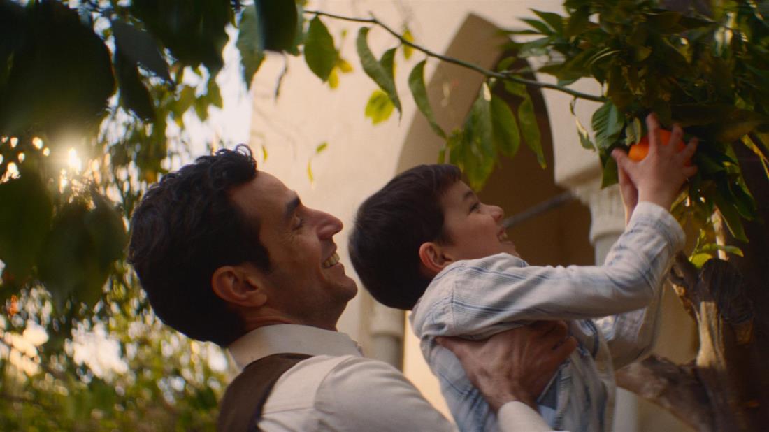 Szene aus dem Film „IM SCHATTEN DES ORANGENBAUMS”